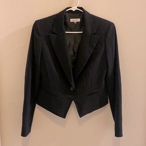 Calvin Klein cropped fitted blazer. Sz 6